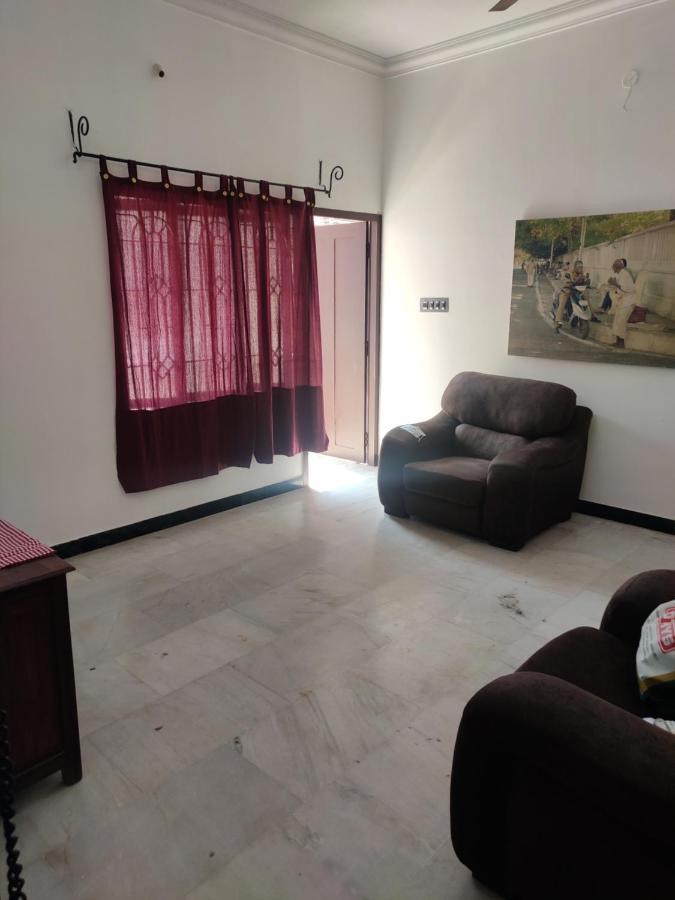 Villa Souhayl Homestay Пондичерри Экстерьер фото